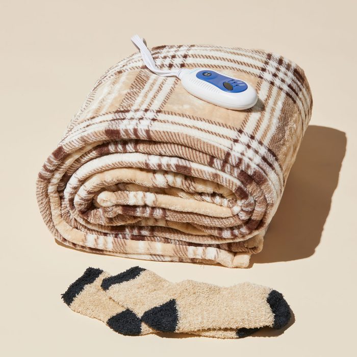 Comfort Spaces Electric Blanket Shawl