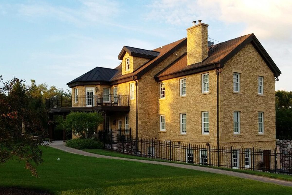 Copperstone Inn 