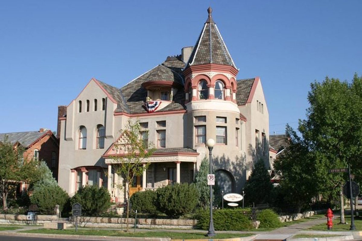 Nagle Warren Mansion Bed And Breakfast 