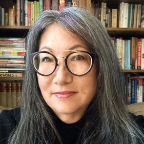 Lindasquarerdversion   Linda Lowen