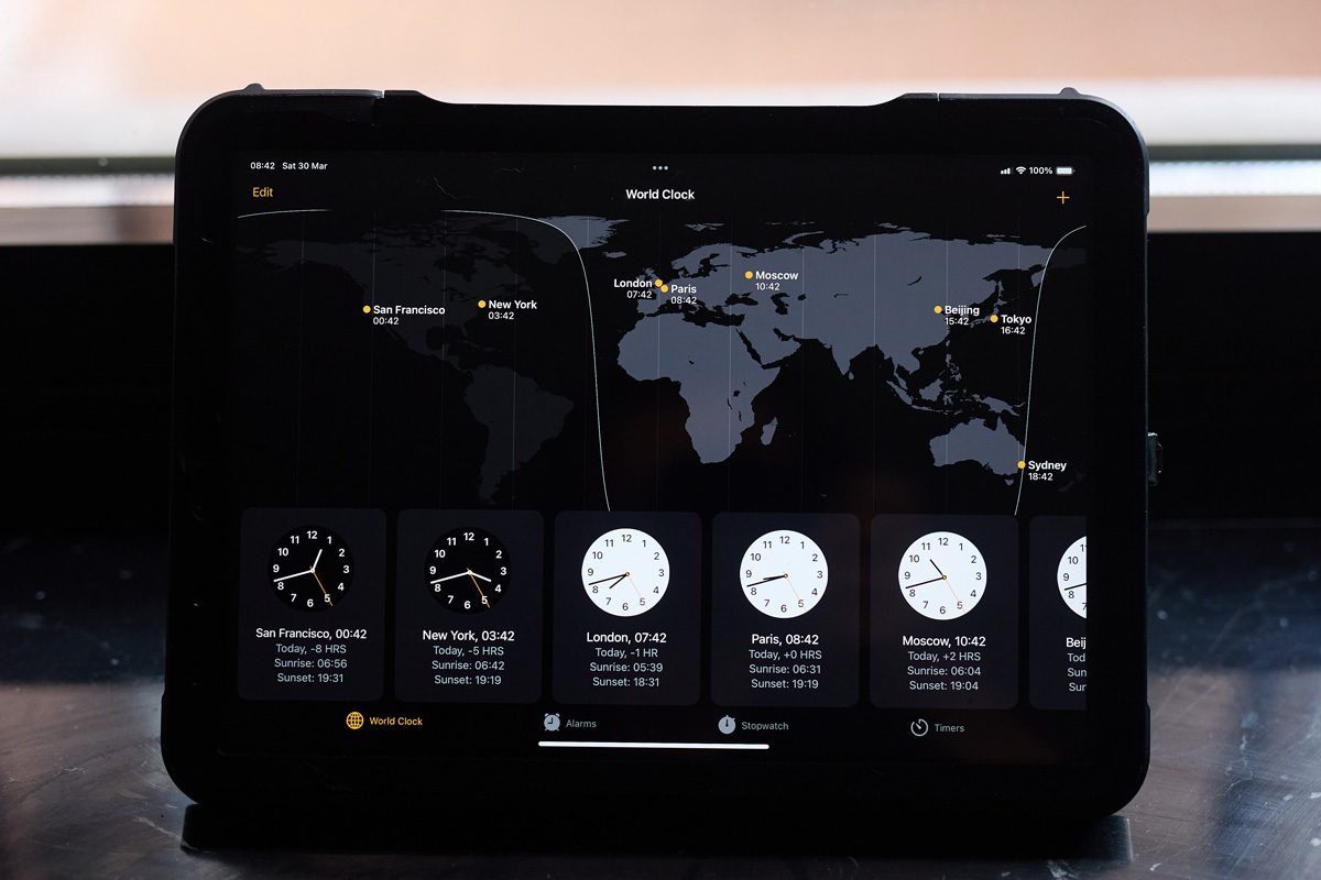 What Is Daylight Saving Time, And When Does The Time Change In 2025 Gettyimages 2124650361