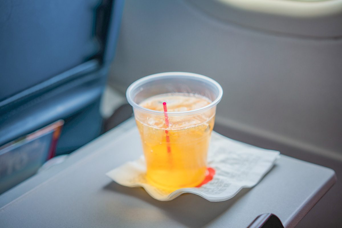 drinks on airplane