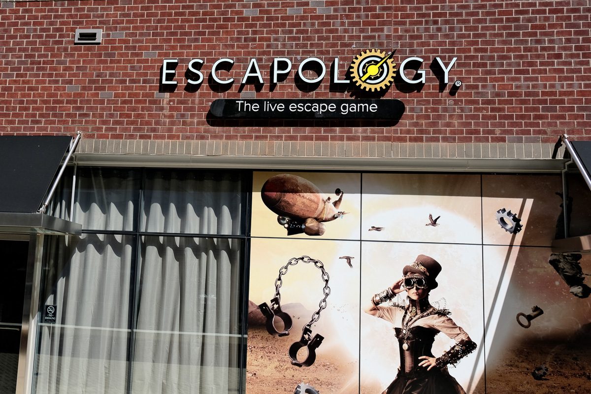 escape room exterior