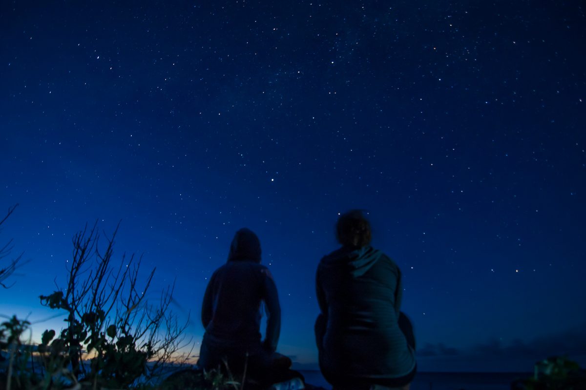 women stargazing