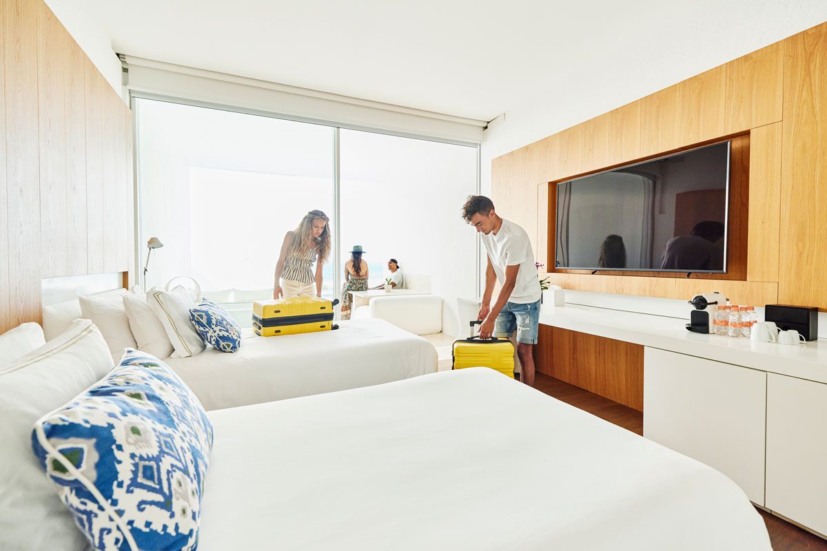 18 Things You Probably Shouldn’t Be Doing in a Hotel Room